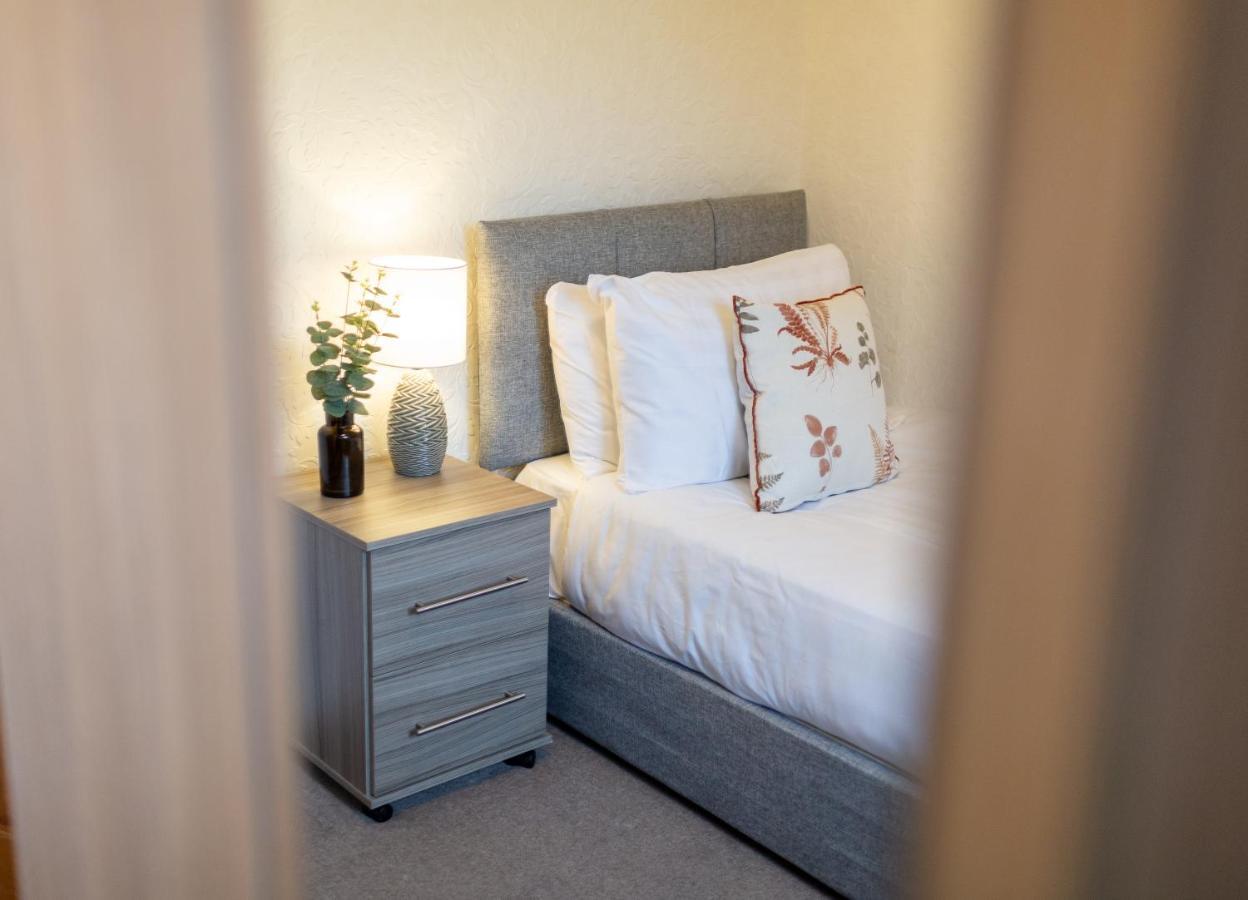 Adrian House, Near Hospital, Easy Parking + Garden Apartamento Carlisle  Exterior foto
