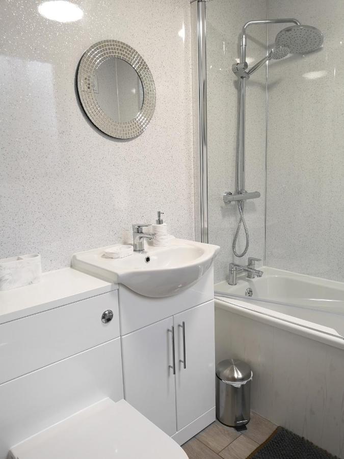 Adrian House, Near Hospital, Easy Parking + Garden Apartamento Carlisle  Exterior foto